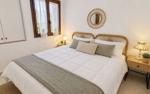 Porto Luna 1: Bed, Furniture, Bedding, Interior Design, Bedroom, Bed Sheet, Wood, Floor, Linens, Flooring
