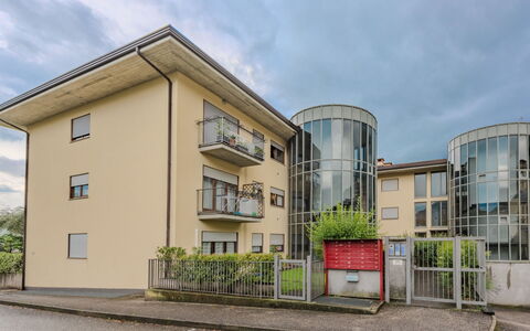 Nala: Apartment, Condominium, Parking, Balcony
