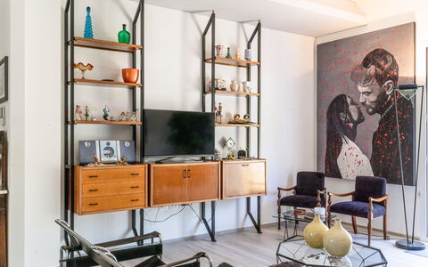 Art&Sea House: Furniture, Interior Design, Wall, Flooring, Floor, Lighting, Picture Frame, Room, Living Room, Home