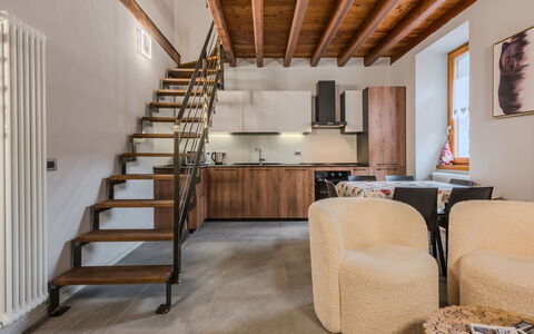 Silvia: Interior Design, Flooring, Wood, Floor, Furniture, Wood Flooring, Ceiling, Home, Apartment, Hardwood