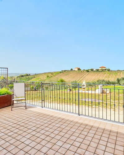 La Casa del Vino: Interior Design, Apartment, Balcony, Hardwood, Wood Stain, Wood Flooring, Handrail, Daylighting, Hotel, Penthouse Apartment