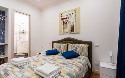 Accommodation:&nbsp;Piazza Colombo 41.3