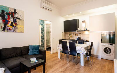 Accommodation:&nbsp;Piazza Colombo 41.3