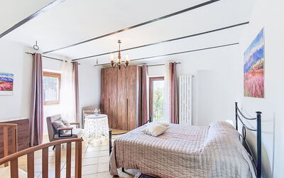 Accommodation:&nbsp;Piano 1 6.2