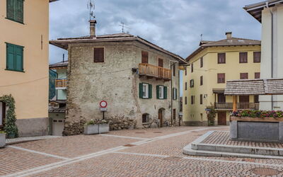 Accommodation:&nbsp;La Spada e la Fiamma 102.3