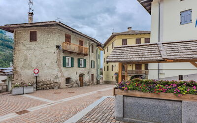 Accommodation:&nbsp;La Spada e la Fiamma 102.3