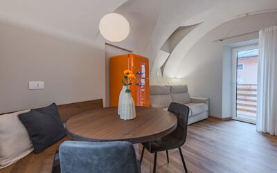 Accommodation:&nbsp;La Fiamma 102.2