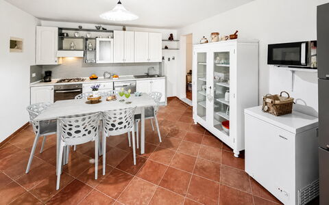 Villa le 2 Emme: Furniture, Kitchen, Interior Design, Flooring, Floor, Countertop, Kitchen Appliance, Major Appliance, Cabinetry, Wood