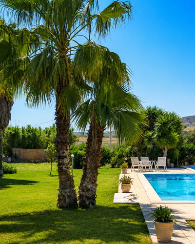 Villa le 2 Emme: Swimming Pool, Resort, Eco Hotel, Umbrella, Thermae, Leisure, Outdoor Furniture, Hacienda, Landscaping