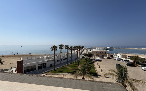 La Casa di Luigi: Sea, Coast, Ocean, Beach, Shade, Tropics, Seaside Resort, Walkway