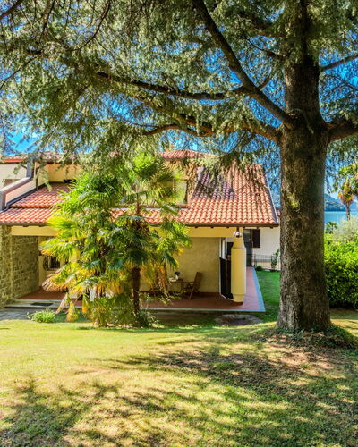 Riva&Lago: Home, Shade, Lawn, Garden, Estate, Hacienda, Farmhouse, Yard, Landscaping, Villa