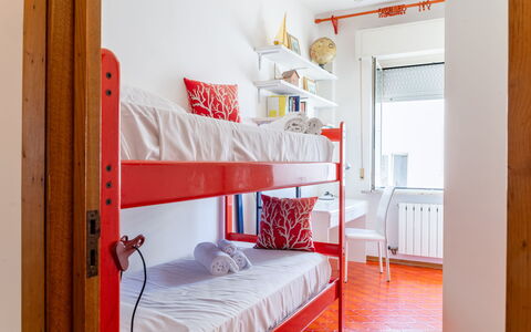 Corso 109: Bed, Bedroom, Bedding, Interior Design, Furniture, Red, Bed Sheet, Flooring, Floor, Linens