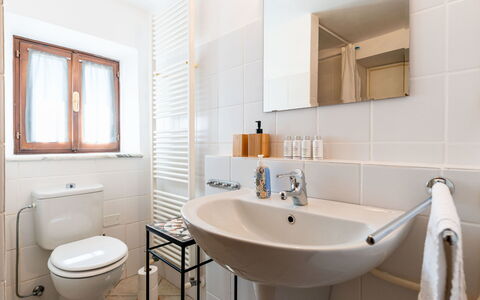 Casetta Pantasina: Bathroom, Plumbing Fixture, Interior Design, Flooring, Floor, Toilet, Sink, Toilet Seat, Mirror, Plumbing