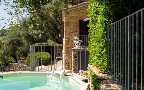 Casetta Pantasina: Swimming Pool, Architecture, Outdoor Furniture, Resort, Eco Hotel, Hacienda, Backyard, Estate, Shade, Villa