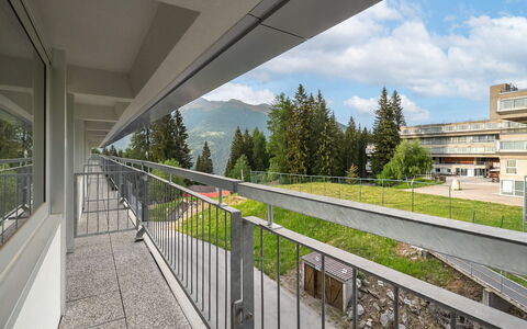 Artuik 448: Building, Wall, Window, Residential Area, Neighbourhood, Facade, House, Town, Home, Balcony