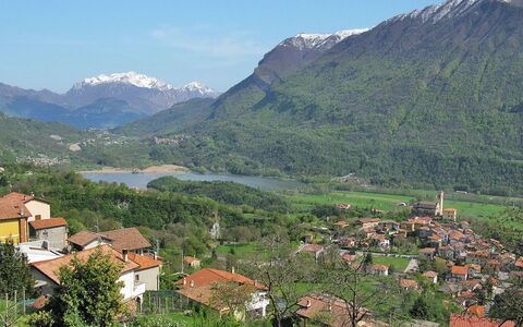 Casa Gloria: Mountainous Landforms, Mountain, Hill, Highland, Natural Landscape, Landscape, Mountain Range, Hill Station, Rural Area, House