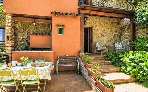 Domus Marsicana: Interior Design, Furniture, Wood, Flooring, Ceiling, Floor, Room, Lighting, Apartment, Table