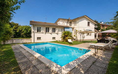 Villa Eva: Swimming Pool, Residential Area, House, Resort, Home, Estate, Villa, Hacienda, Eco Hotel, Thermae