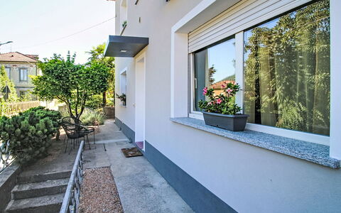 Boscolago: Architecture, Home, Concrete, Shade, Window Covering, Molding, Design, Balcony, Houseplant, Paint