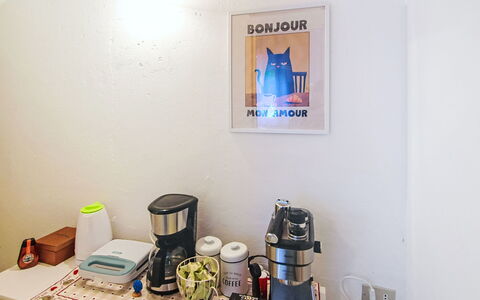Boscolago: Small Appliance, Kitchen Appliance, Drinkware, Room, Cup, Home Appliance, Coffeemaker, Serveware, Shelving