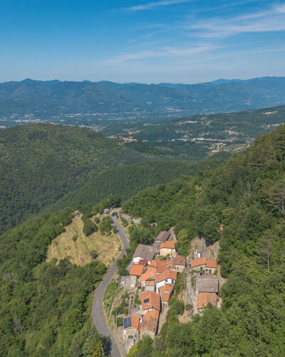 Casa Morgana: Mountainous Landforms, Nature, Vegetation, Mountain, Hill, Highland, Landscape, Hill Station, Rural Area, Mountain Range