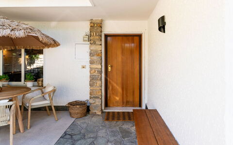 A Casa di Amici: Furniture, Interior Design, Flooring, Floor, Table, Wood, Ceiling, Chair, Room, Couch