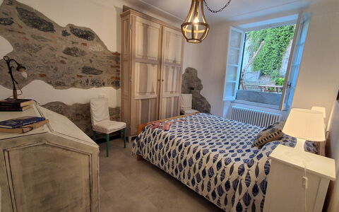 La Riva - Levanto: Furniture, Bedroom, Bed, Interior Design, Bedding, Bed Sheet, Wood, Flooring, Floor, Room