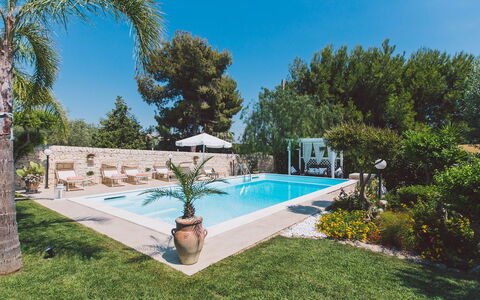 Villa Ferradina 4+2: Swimming Pool, Blue, Resort, Water Feature, Eco Hotel, Flowerpot, Composite Material, Thermae, Leisure, Flagstone