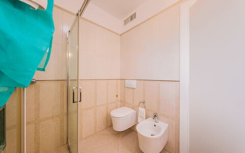 Villa Sanssouci 8: Flooring, Floor, Plumbing Fixture, Interior Design, Bathroom, Plumbing, Tap, Tile, Toilet, Room