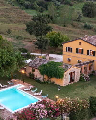 Casale Verdicchio 10+2: Swimming Pool, Estate, Resort, Cottage, Hacienda, Eco Hotel, Farmhouse, Villa, Outdoor Furniture, Yard