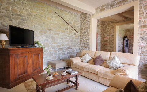 Villa Vittoria D'Anghiari 7+3: Furniture, Wall, Interior Design, Flooring, Wood, Floor, Ceiling, Room, Lighting, Living Room