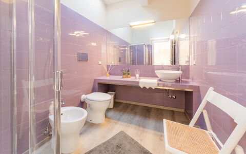 Chipieri 4+2: Flooring, Plumbing Fixture, Interior Design, Floor, Bathroom, Tap, Plumbing, Sink, Toilet, Bathroom Sink