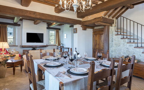 La Villetta di Dante 6: Furniture, Wall, Interior Design, Flooring, Wood, Chair, Table, Kitchen & Dining Room Table, Dining Room, Ceiling