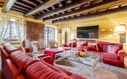 Il Roseto 10: Interior Design, Furniture, Home, Couch, Living Room, Design, Hotel, Houseplant, Villa