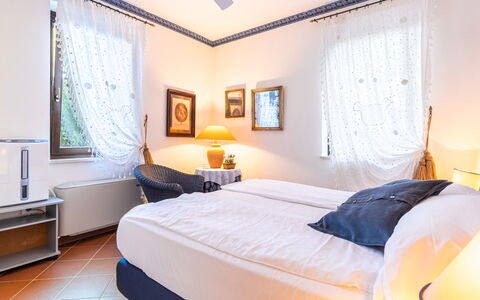Corazza 6+1: Furniture, Home, Bed, Bedroom, Linens, Houseplant, Bed Sheet, Chair, Bedding, Hotel