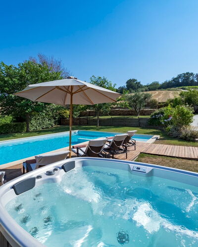 Casale Rosy 6+2: Swimming Pool, Outdoor Furniture, Umbrella, Leisure, Resort, Eco Hotel, Garden, Shade, Landscaping