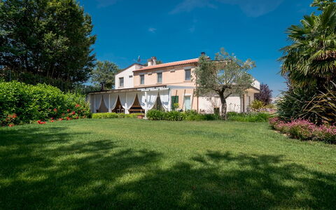 Casa Angela 6: Shrub, Garden, Estate, Lawn, Landscaping, Hacienda, Yard, Shade, Villa, Farmhouse