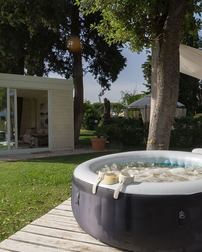 La Casa di Nanì 8: Outdoor Furniture, Garden, Backyard, Leisure, Swimming Pool, Shade, Landscaping, Bathtub, Yard