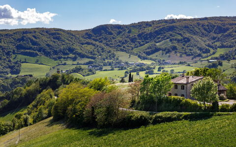 Villa Agostini 10: Mountainous Landforms, Hill, Mountain, Grass, Green, Natural Landscape, Grassland, Highland, Landscape