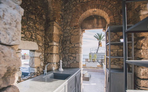 Torre Pirandello 6: Sea, Coast, Ocean, Stone Wall