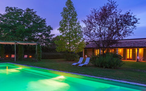 La Tana del Ghiro 18: Blue, Swimming Pool, Resort, Estate, Thermae, Eco Hotel, Hacienda, Farmhouse, Garden, Backyard