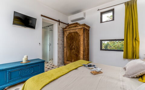 Trullo Santa Pazienza 6+3: Interior Design, Bedroom, Furniture, Bed, Flooring, Floor, Bedding, Bed Sheet, Home, Room