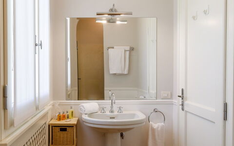 Villa Guidi 10: Bathroom Sink, Bathroom, Plumbing Fixture, Wall, Interior Design, Sink, Mirror, Tap, Flooring, Plumbing