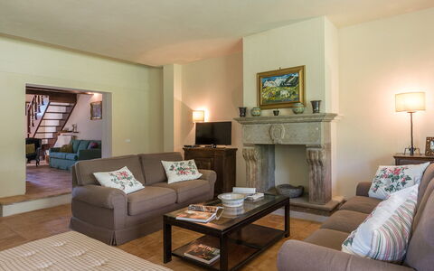 Casale dei Tigli 8: Furniture, Interior Design, Flooring, Couch, Floor, Wood, Room, Living Room, Ceiling, Table