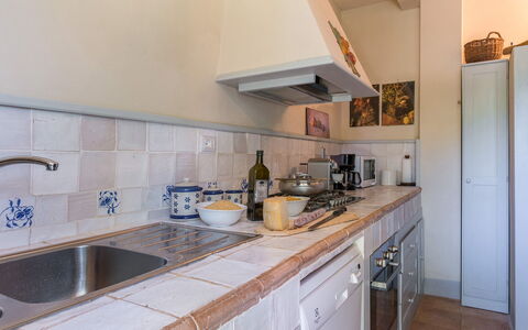 Casale dei Tigli 8: Countertop, Kitchen, Flooring, Kitchen Appliance, Interior Design, Cabinetry, Floor, Major Appliance, Kitchen Sink, Room