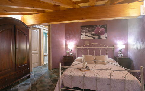 Villa Alessia 6: Furniture, Interior Design, Flooring, Floor, Wood, Ceiling, Room, Bedroom, Lighting, Bed