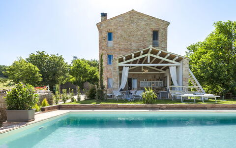 Casa Pilar 4+1: Swimming Pool, Cottage, Estate, Farmhouse, Villa, Mansion, Eco Hotel, Hacienda, Resort, Porch