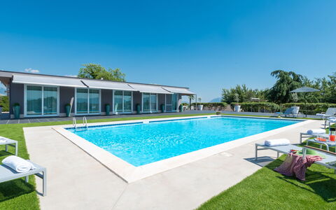 Villa Atmosfere 8: Swimming Pool, Resort, Shade, Garden, Leisure, Estate, Landscaping, Eco Hotel, Villa, Yard