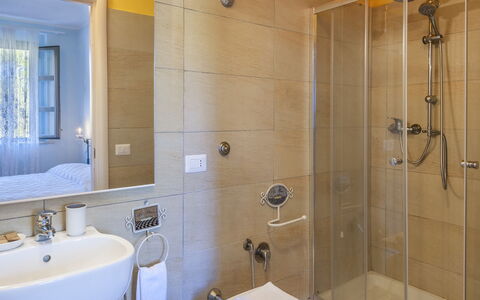 Villa Cappelletti 16+2: Bathroom, Interior Design, Plumbing Fixture, Wall, Flooring, Floor, Bathroom Sink, Ceiling, Tap, Lighting