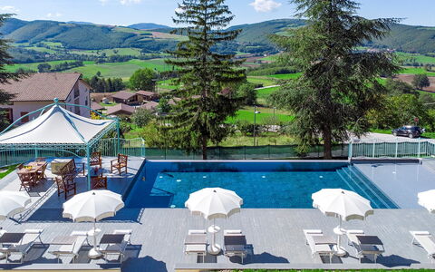 Villa Cappelletti 16+2: Swimming Pool, Resort, Leisure, Eco Hotel, Mountain Range, Umbrella, Thermae, Sunlounger, Outdoor Furniture, Resort Town